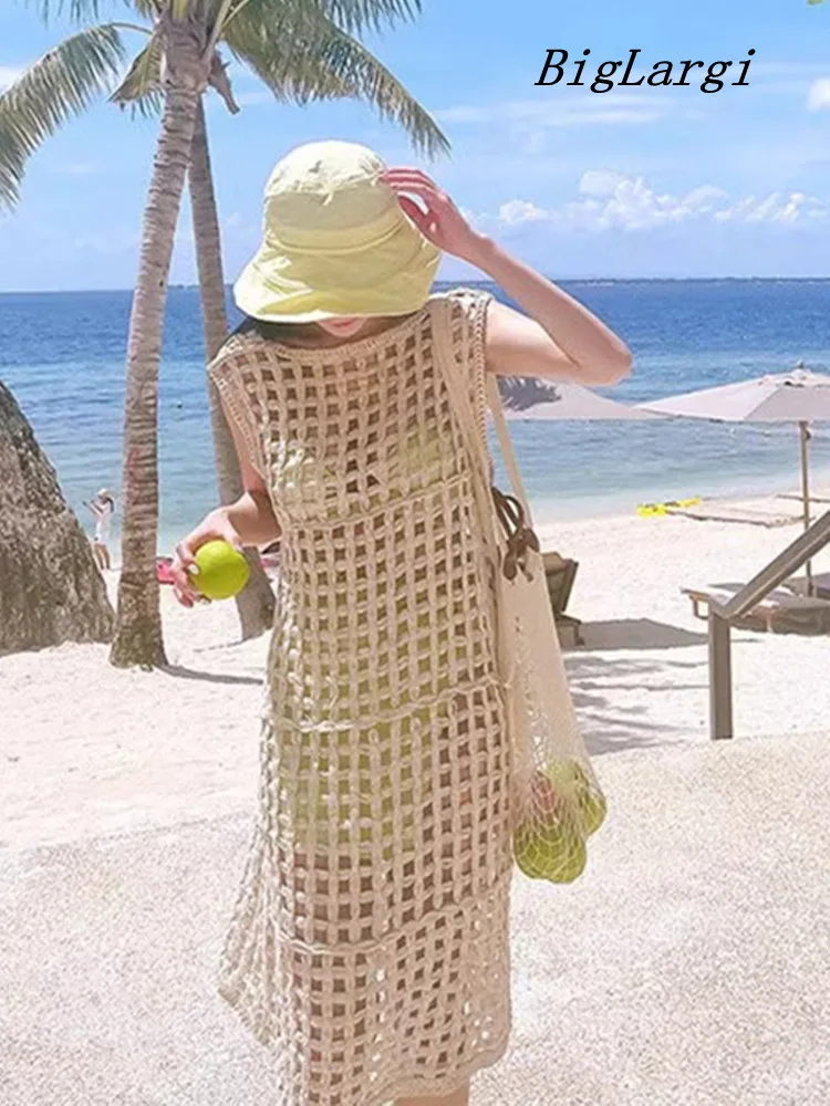 

Женское трикотажное платье-макси на бретелях-спагетти