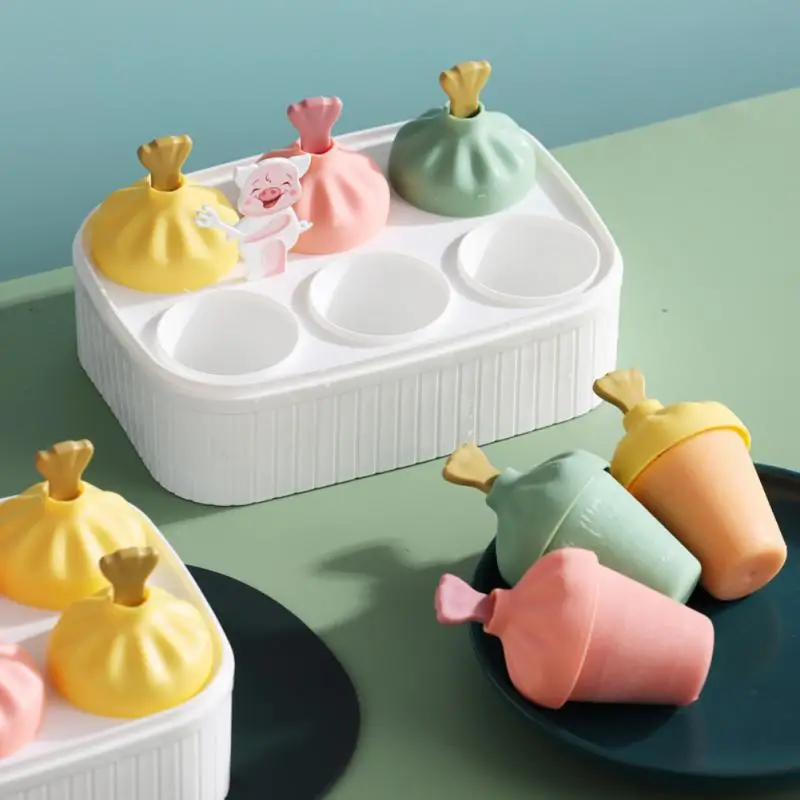 

Cartoon Lovely Ice Cream Mold Cavities DIY Cheese Ice Mold Stick Popsicle Molding Ice Box Plastic Ice Cream Mold Homemade Tools
