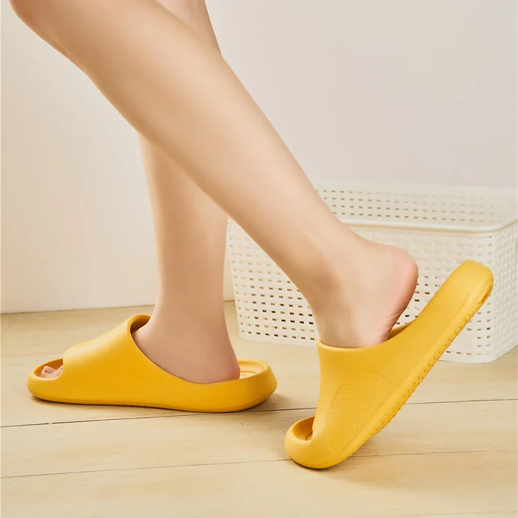 

2022 Family Bathroom Cloud Slippers Home Indoor Non-slip Slides Soft Sole Eva Women and Men House Slippers Ladies Flip Flops W3