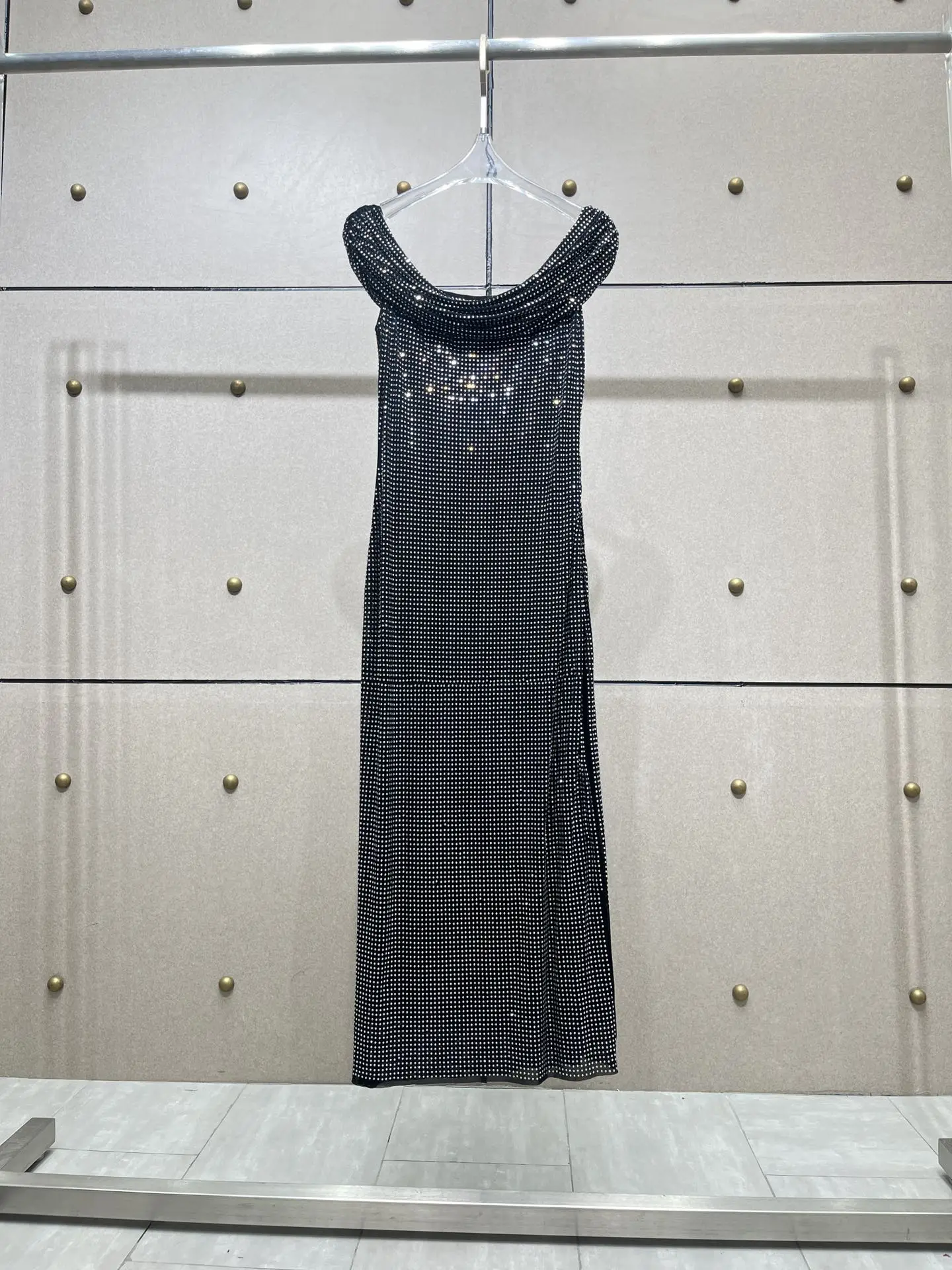 

Платье женское Сетчатое с открытыми плечами, модель 2023 года