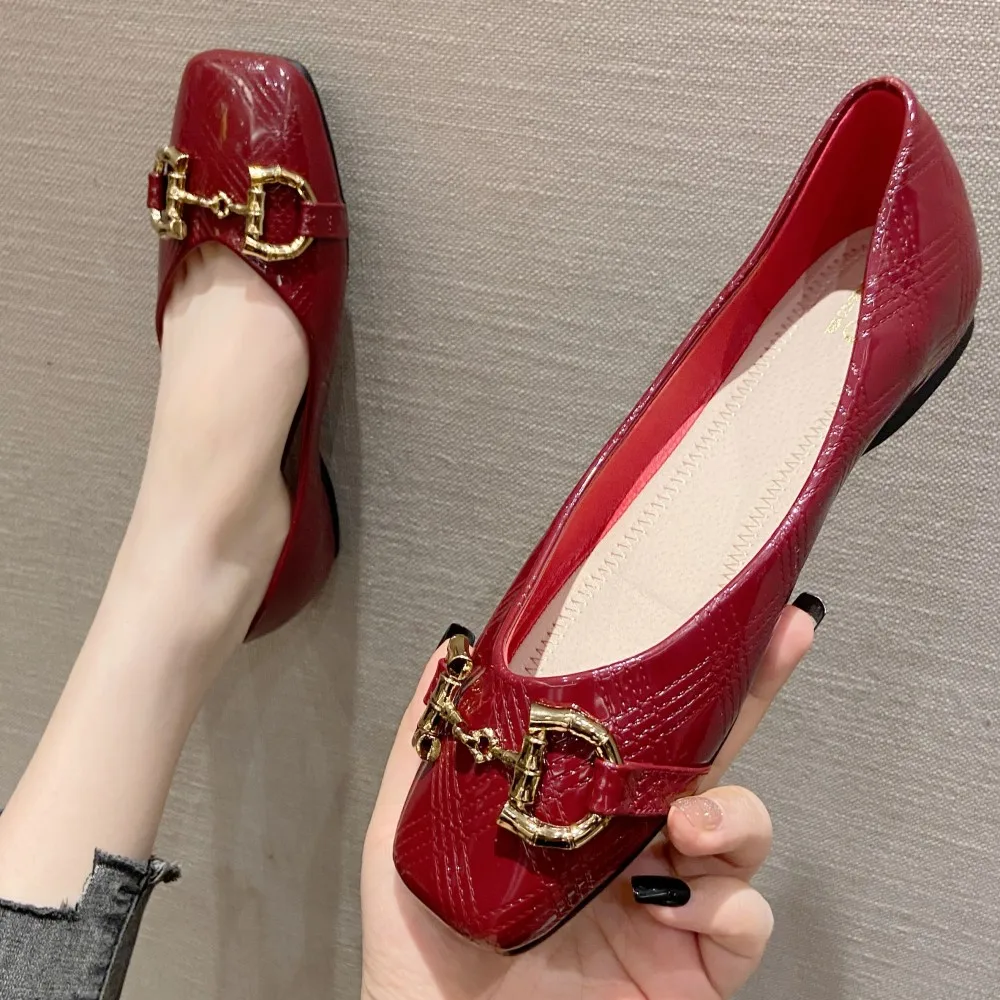 NEW Brand Women's Flat Shoes 2022 Metal Button PU Casual Loafers Comfortable Office Ladies Work Party Driving Single Shoes Red