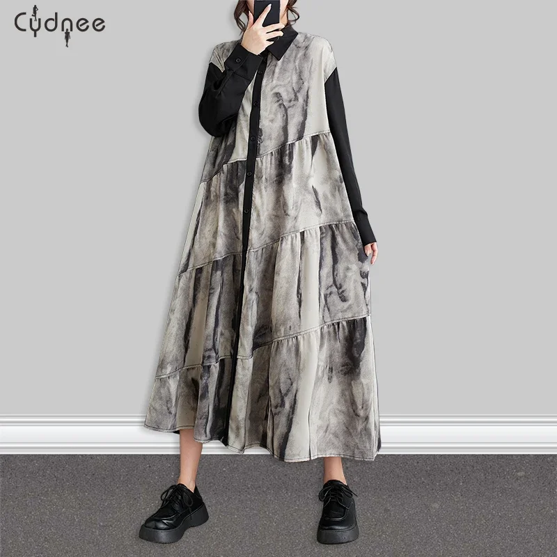 Женское неравномерно окрашенное платье-рубашка большого размера в мраморном