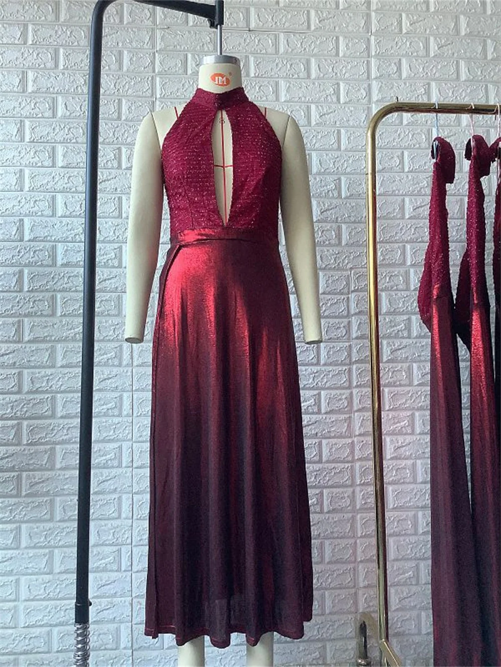 Women Sexy Prom Evening Dress Hollow Out Halter Backless Long Party Dress Fashion Sequined High Split Formal Dress