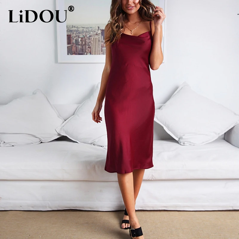 

2022 Summer Satin Sexy Backless Slim Solid Suspender Dress Ladies Sleeve Sleeveless Homewear Robe Dresses Vestidos De Fiesta