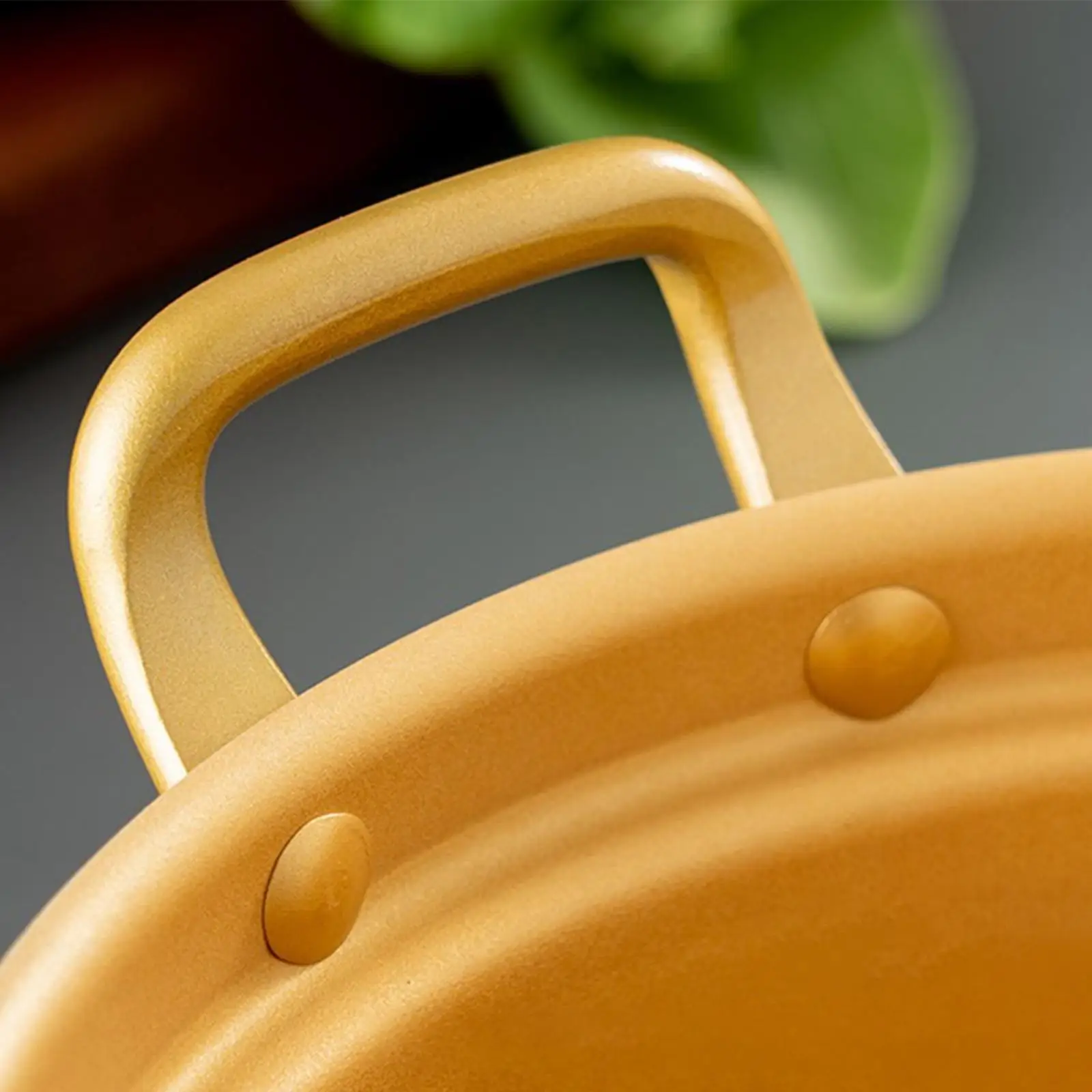 

Aluminum Alloy Soup Pot with Bamboo Lid 21cm Stockpot Ramen Cooking Pot for Kitchen Cookware Picnic Hiking Outdoor Camping