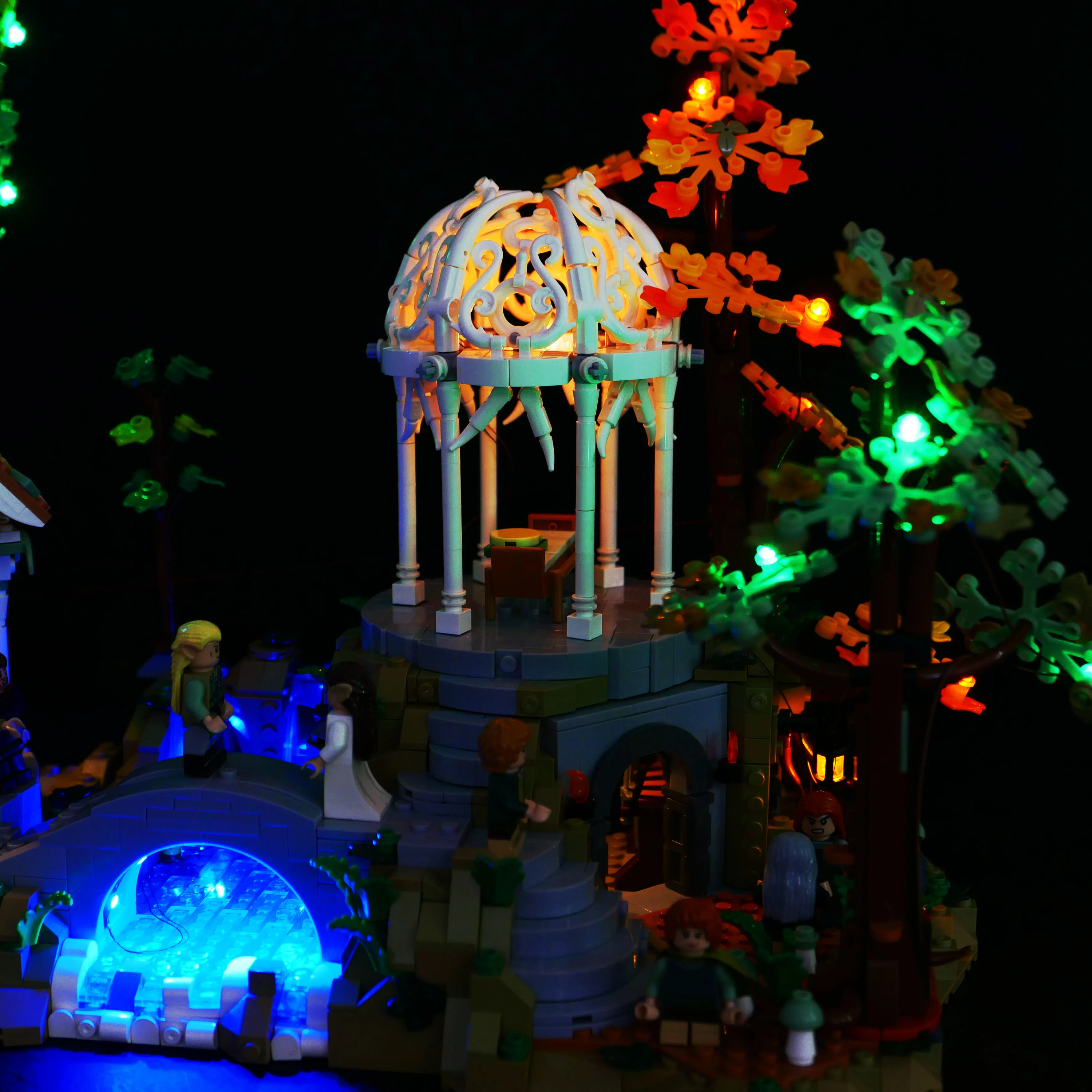 Освещение строительных блоков LP подходит для Lord of the Rings 10316. Замок Rivendell. Игрушка