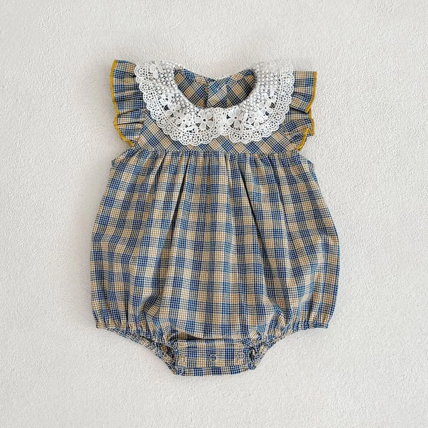 

Newborn Baby Girls Romper Summer Infant Clothing Plaid Sleeveless Jumpsuit Lace Bodysuit Retro Outfit