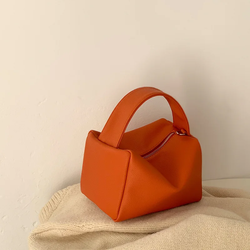 

Новинка 2023, летняя Корейская дизайнерская квадратная сумка с зернистой текстурой личи, ручная сумка тофу через плечо, маленькая Оранжевая С...