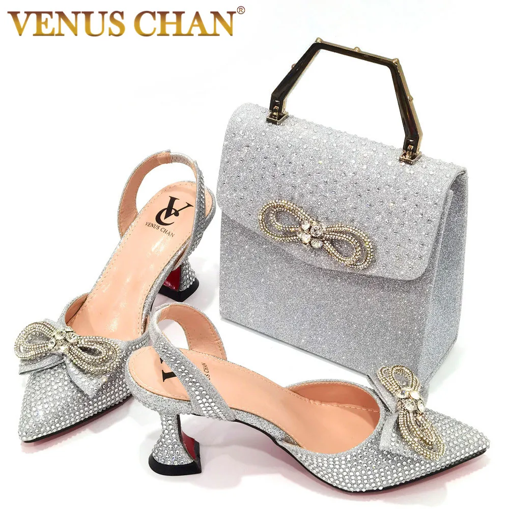 L'ultimo INS Style strass Bow Side vuoto Party tacchi alti punta a punta tacchi a spillo argento scarpe e borse da donna