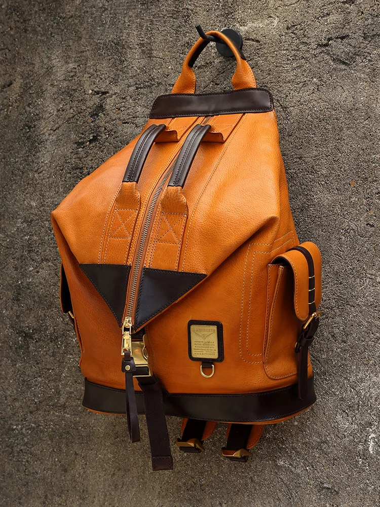 Рисунок 3 - Вместительный рюкзак из воловьей