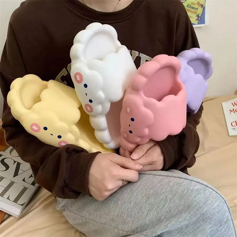 Slippers Women Men Shoes Thick Platform Cloud Women'S Home Slippers Soft Sole Cute Bow Ladies Flip Flops Zapatillas Chaussons