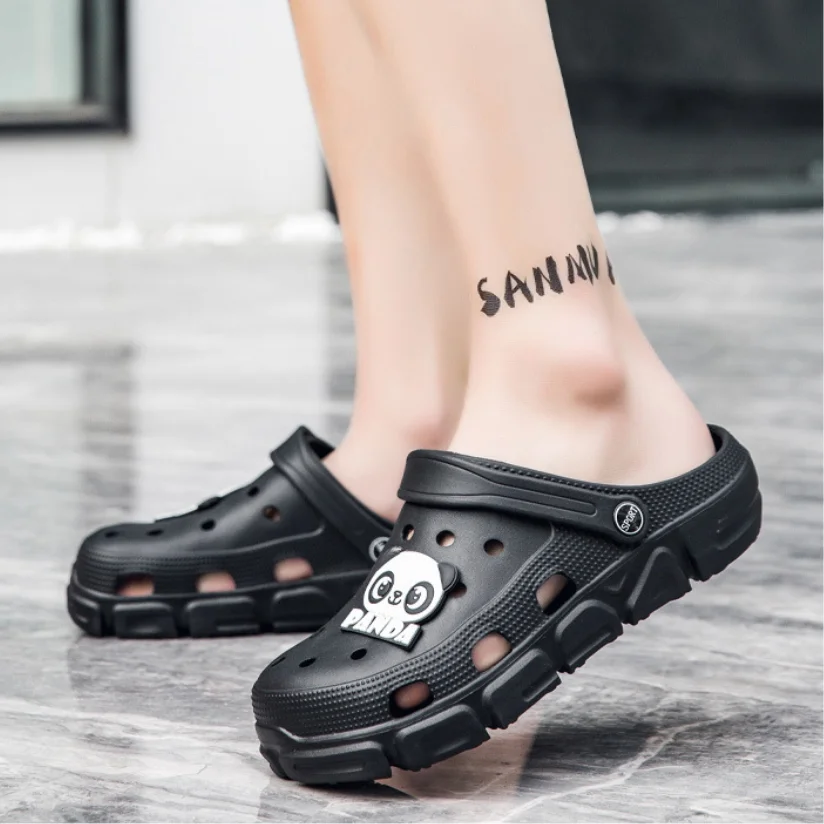 Causal Slippers Women Outdoor Clogs Thick Sole Beach Sandals Men EVA Non-slip Home Garden Hole Shoes Couple Slides