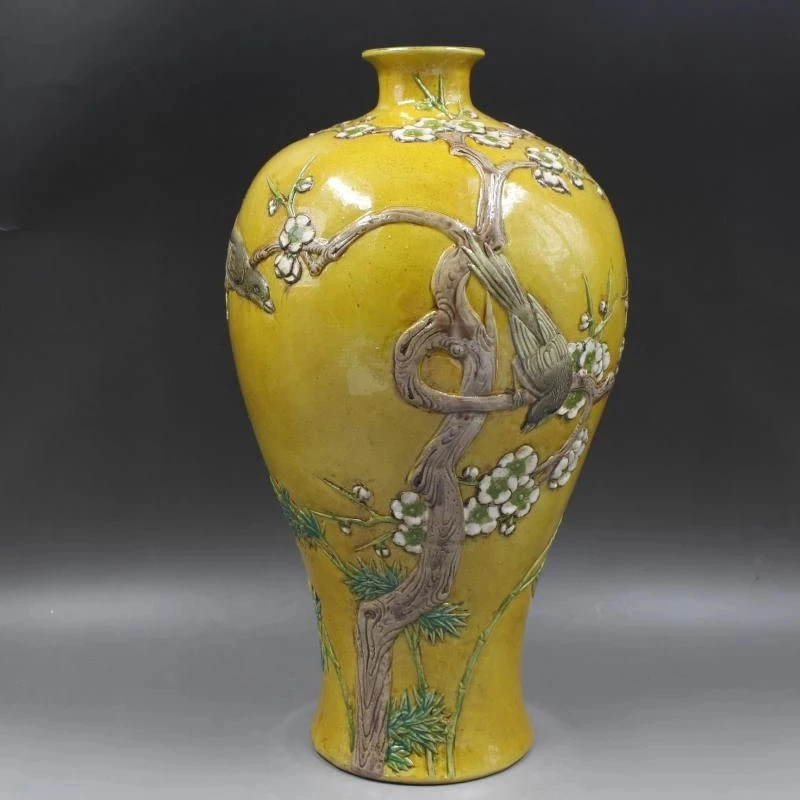 

Праздничная желтая рельефная Пастельная скульптура Qing Qianlong с надписью на год, красивые антикварные старые товары, фарфор, антиквариат