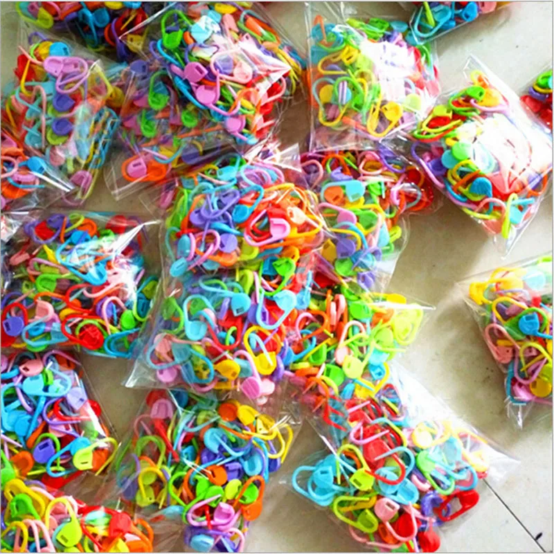 

100pcs/Pack Mix Color Plastic Knitting Tools Locking Stitch Markers Crochet Latch Knitting Tools Needle Clip Hook for Sewing