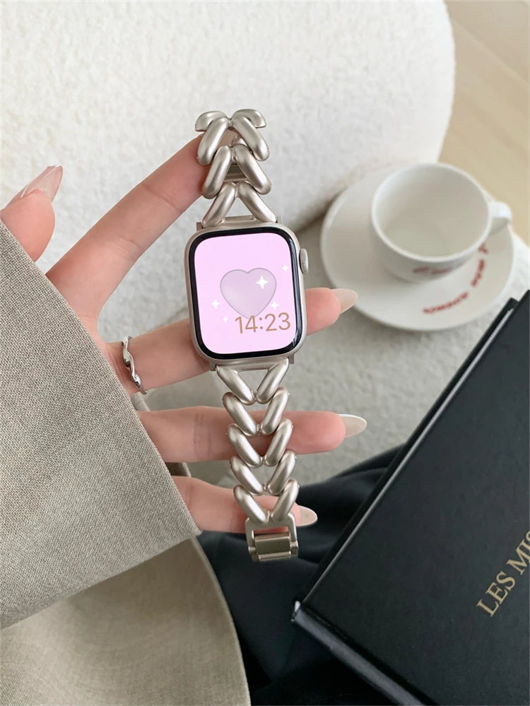 

Love Heart Starlight Metal Strap For Apple Watch Band 49mm 41mm 40mm 44 45 38mm Zinc Alloy Band For iWatch Series 8 7 SE 6 3 4 5