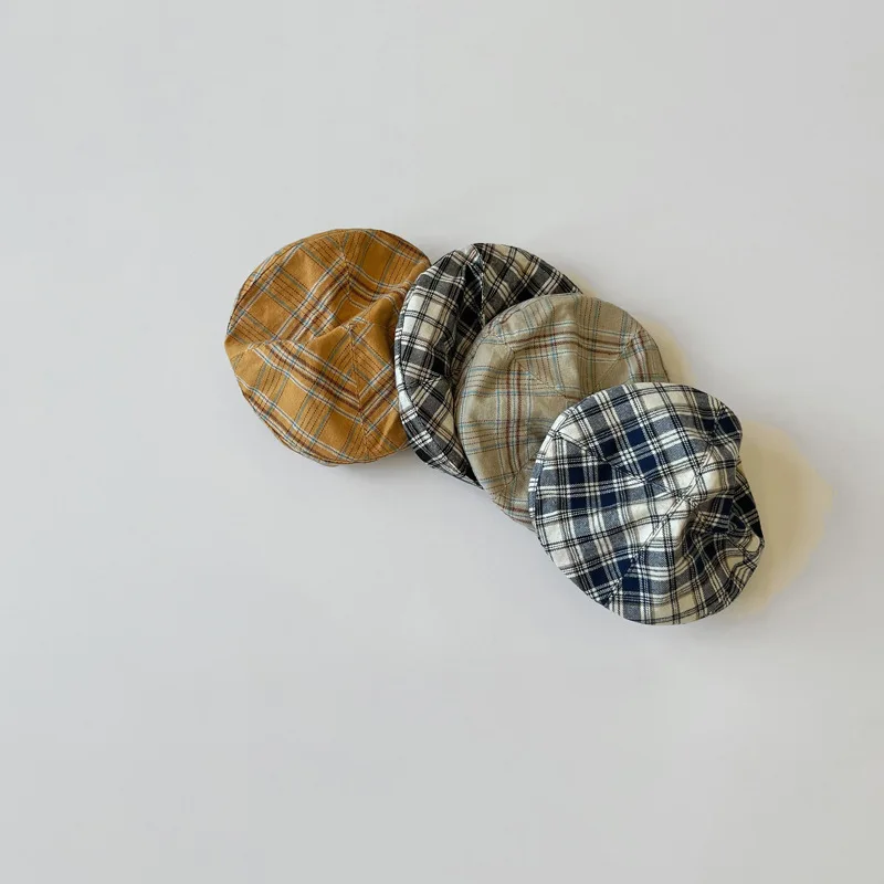 

2022 girls autumn beret Korean version of the retro British plaid cotton painter hat 3-8years