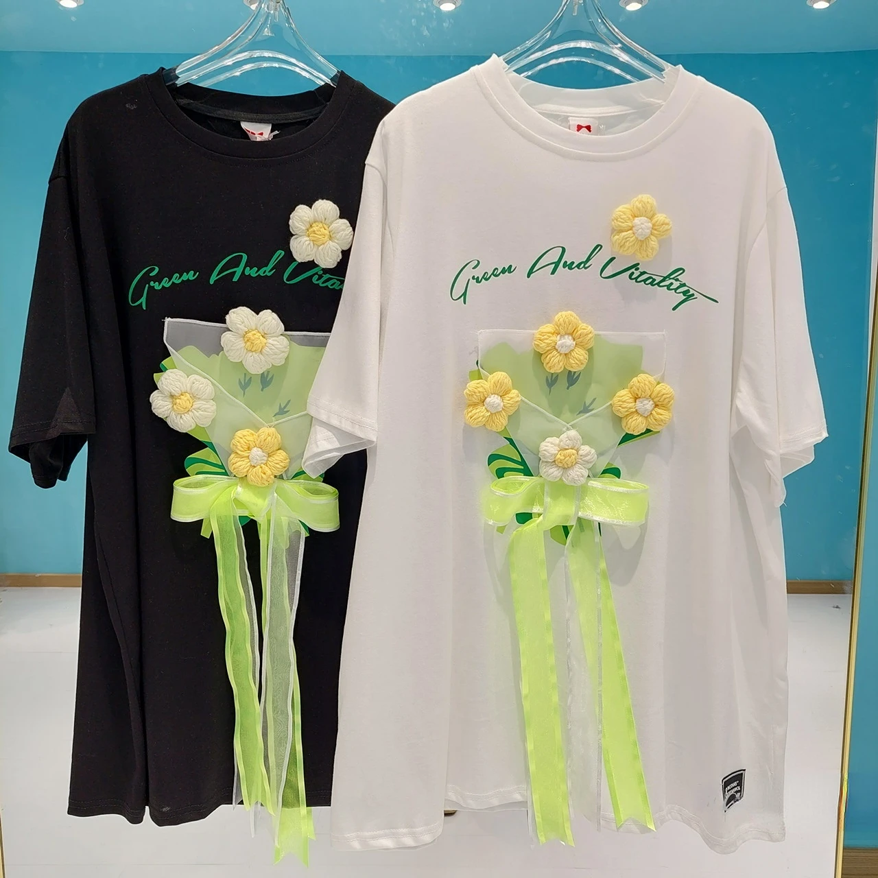 

2022 Summer Simple Korean Style T-Shirts for Women Creative All-Match Round Neck Three-Dimensional Bouquet Loose Tee Long Top
