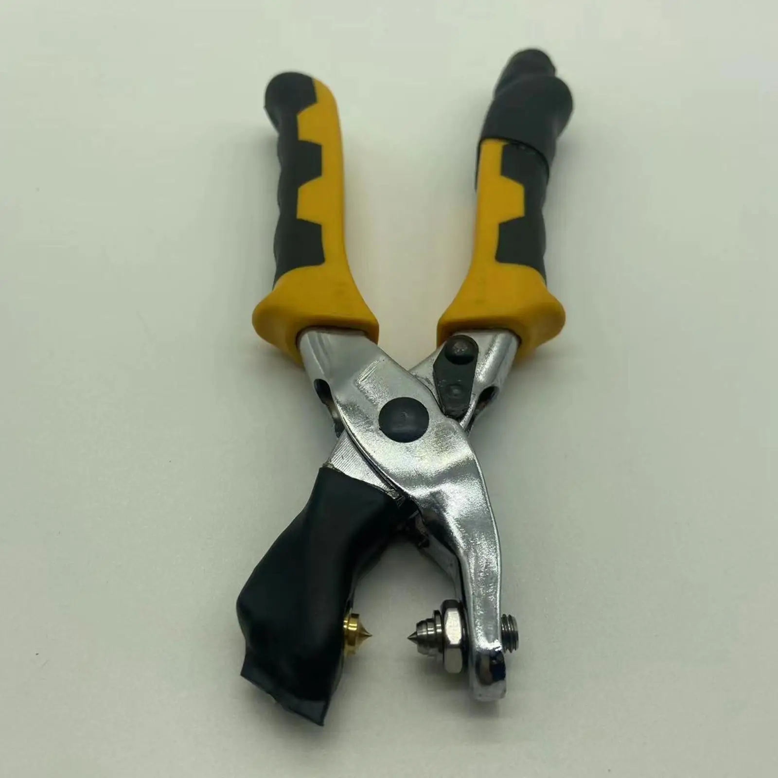 

Durable Badminton Racket Pliers String Clamp with Storage Bag Outdoor Racquet Racket Racket Threading Pincer Forceps Equipment