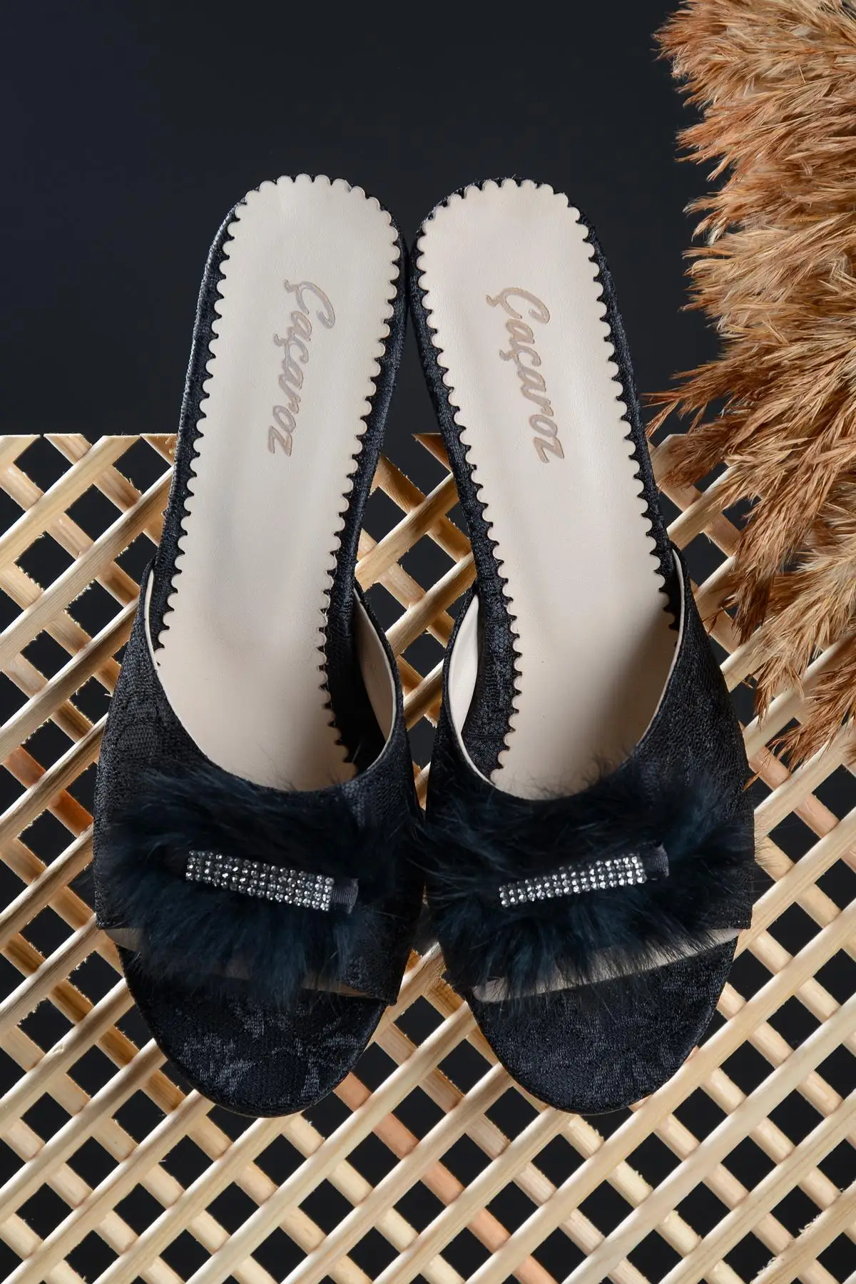 

Large Size Women 'S Wedding Engagement Henna Shaggy Home intra- Slipper