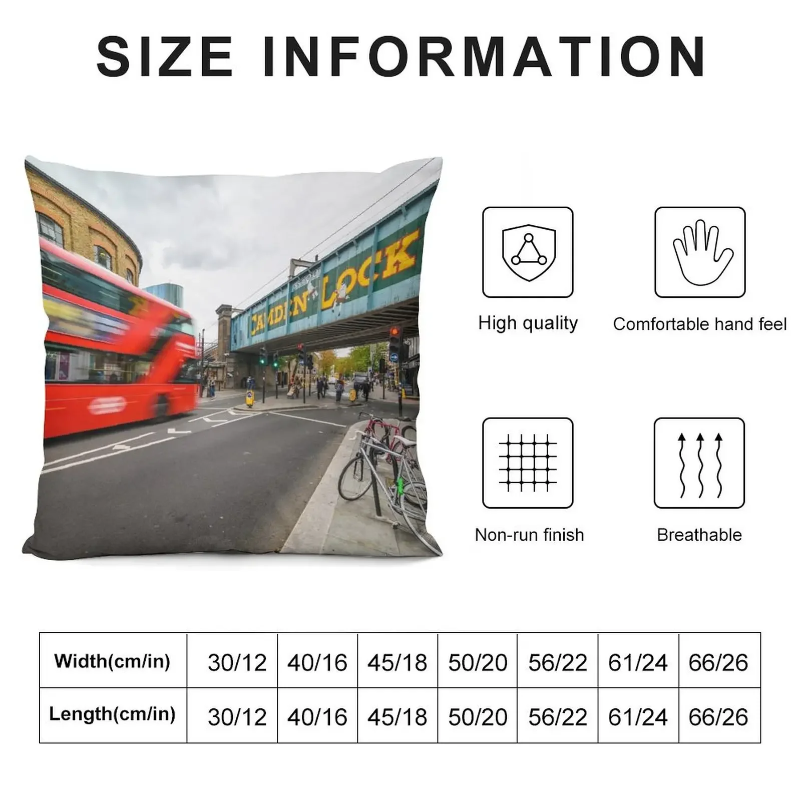 Красный Лондонский двухэтажный автобус перед мостом Camden Lock декоративная подушка