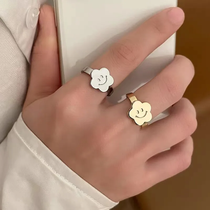 

Lovely Flower Smiling Face Opening Ring for Women's Fashion Personalized Index Finger Ring Punk Metal Neo Gothic Ring Jewelry