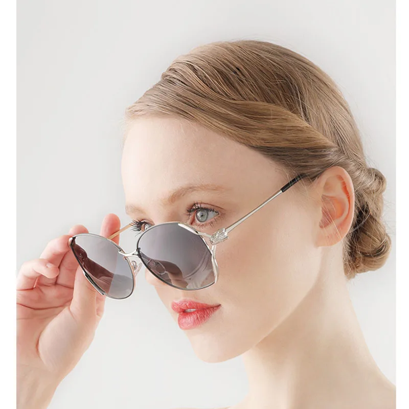 

Classical Polarizes Sunglasses Womens Glasses Folding Glasses Sunglasses Shades Sunglasses Drive Glasses XD-6092