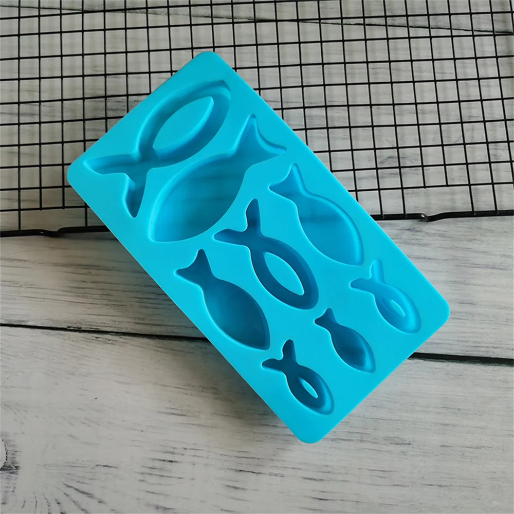 

8 Holes Fish Cake Silicone Mold Non-stick Fondant Mould DIY Ice Cube Tray Desserts Chocolate Pudding Cookie Pastry Baking Tool