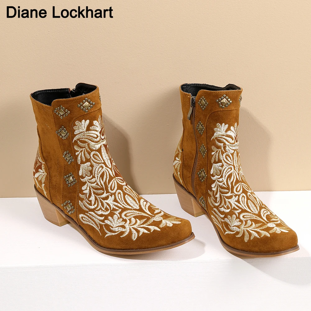

2022 New Embroidered Western Cowboy Boots Women Rivet Booties Fashion Embroidery Woman Pointed Toe 5CM Chunky Heel Ankle Bootes