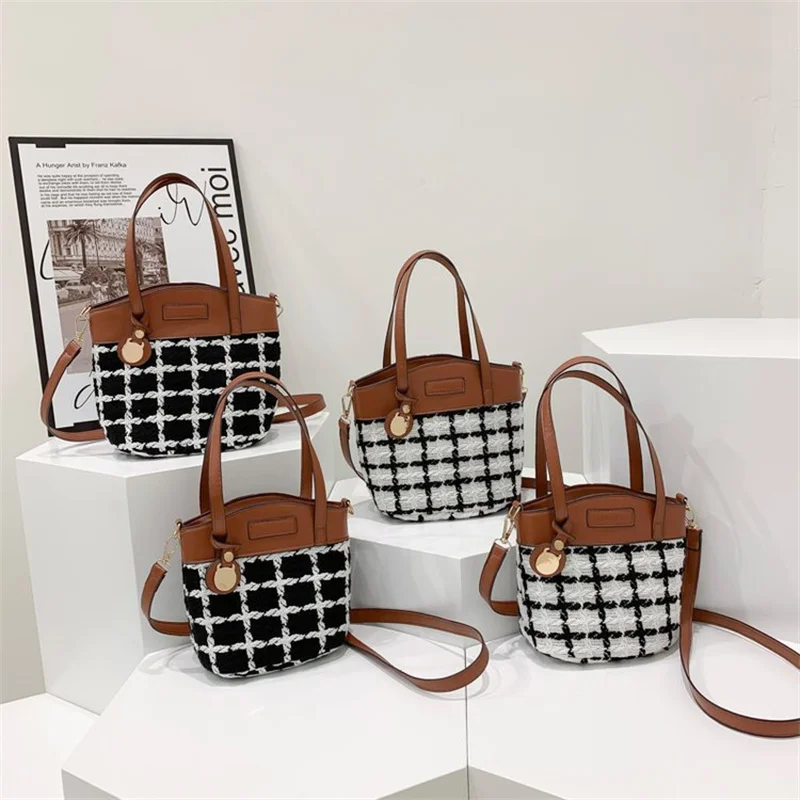 INS Small Bag Women 2022 New Trendy Korean Style All-Matching Women's Bag Plaid Fashion Chain Woolen Crossbody Small Square Bag