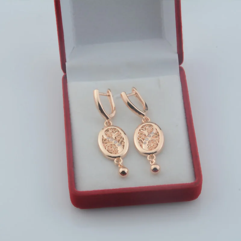 Женские серьги-подвески из розового золота 585 пробы с овальными кристаллами