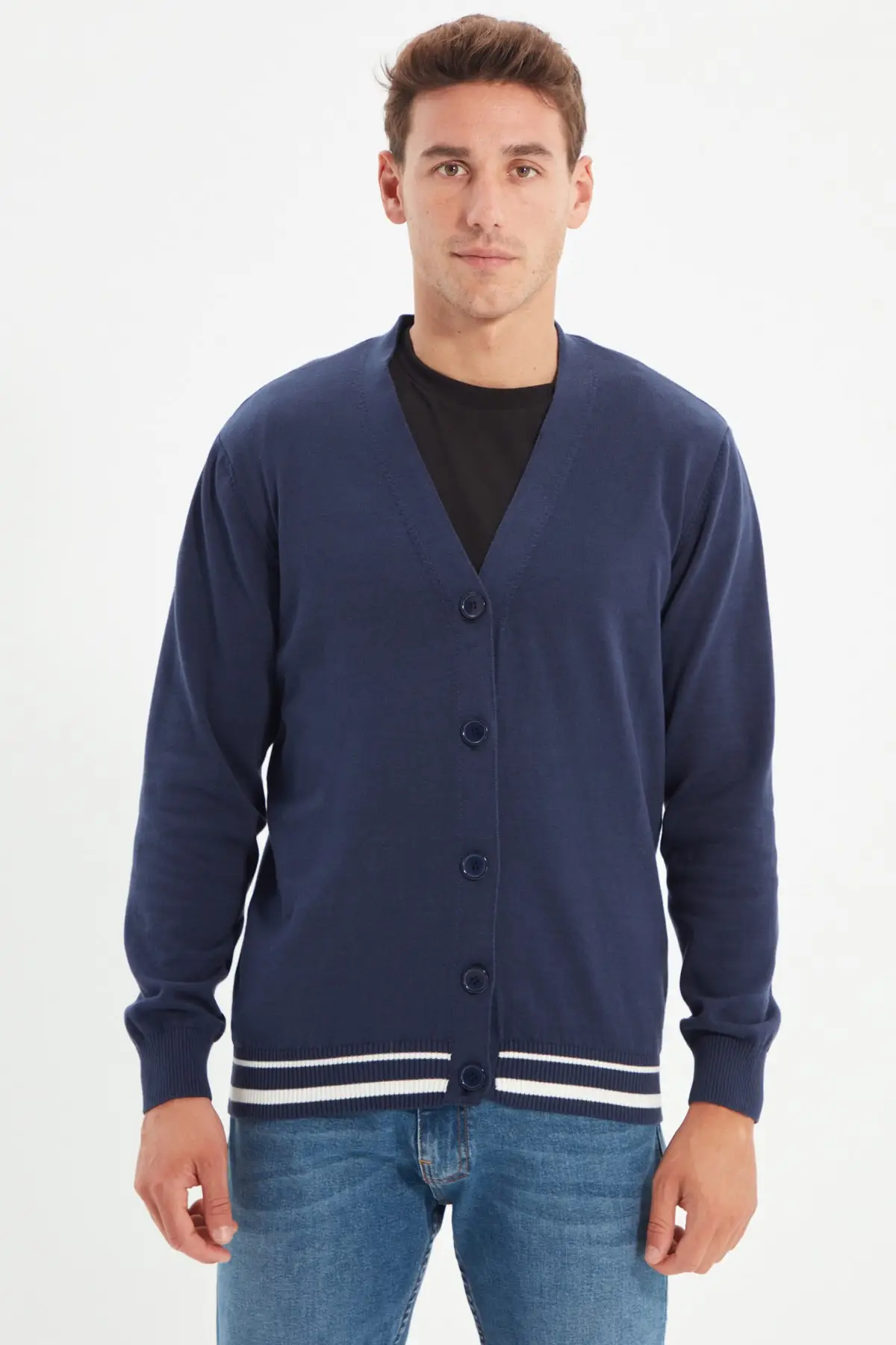 

Trendyol Men 'S Regular Fit V-Neck Line Advanced 100 Cotton Cardigan TMNAW22HI0485
