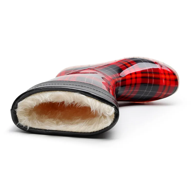 2023 new warm rain boots female adult cute fashion water shoes plush rain boots non-slip waterproof padded outdoor overshoes