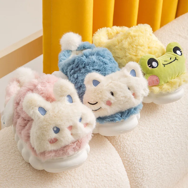 

Женские домашние меховые тапочки, теплые плюшевые хлопковые тапочки на толстой подошве, с мультяшным принтом маленьких животных, 2022