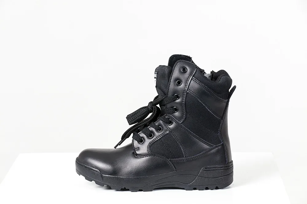 Черные кожаные военные походные тактические армейские ботинки |