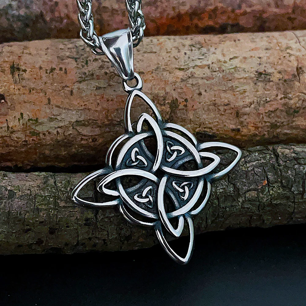 

Vintage Stainless Steel Viking Celtics Knot Pendant Necklace Men's Chain Nordic Odin Trinity Viking Necklace Amulet Jewelry Gift