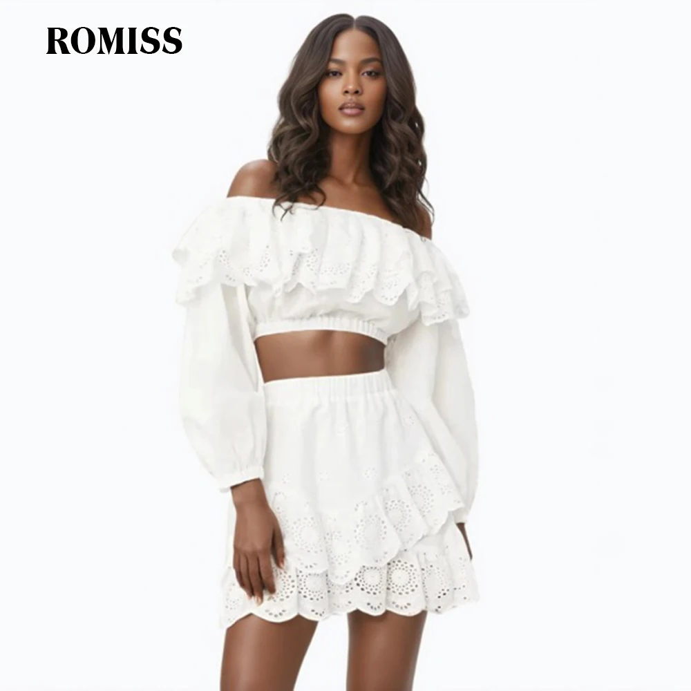 Комплект из двух предметов ROMISS однотонный топ с вырезом лодочкой и длинным