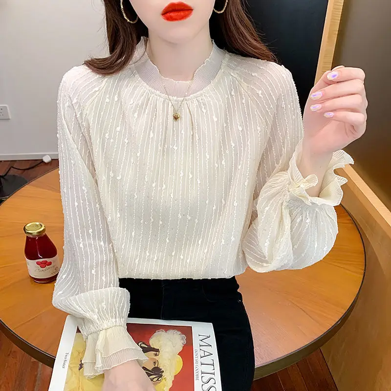 

Loose Women Blouses 2022 Spring Autumn New Lace Women Shirt Tops Fashion Casual Round Neck Long Sleeve Women Blouses B05