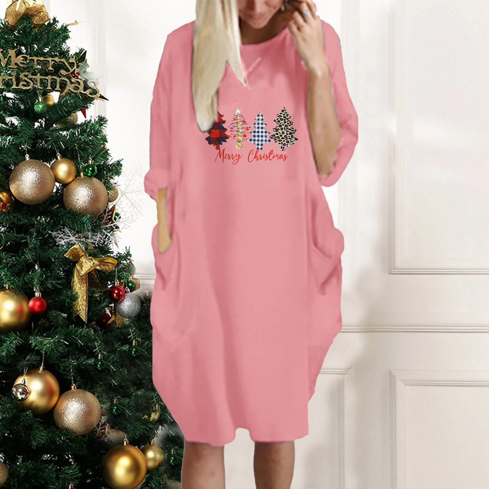 

Женское платье-туника с карманами, длинным рукавом и рождественским принтом