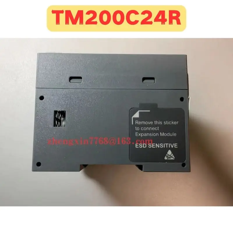 Совершенно новый оригинальный ПЛК TM200C24R