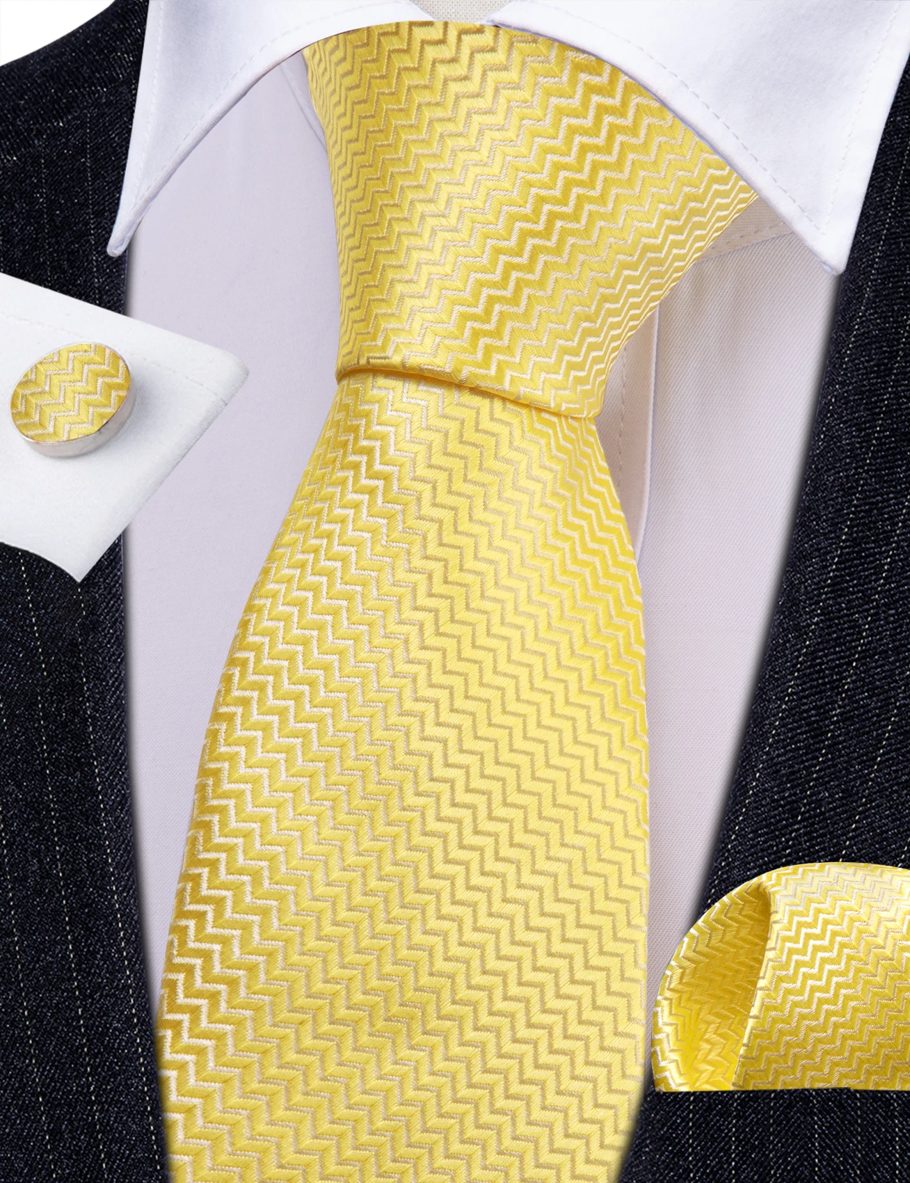 Рисунок 6 - Галстук и Запонки мужские из шелка