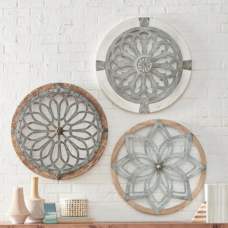 

Heritage Round Wall Art Metal Wall Decoration Wood Medallions Wooden Hanging Retro Home Decor Dining Room Living Room Crafts