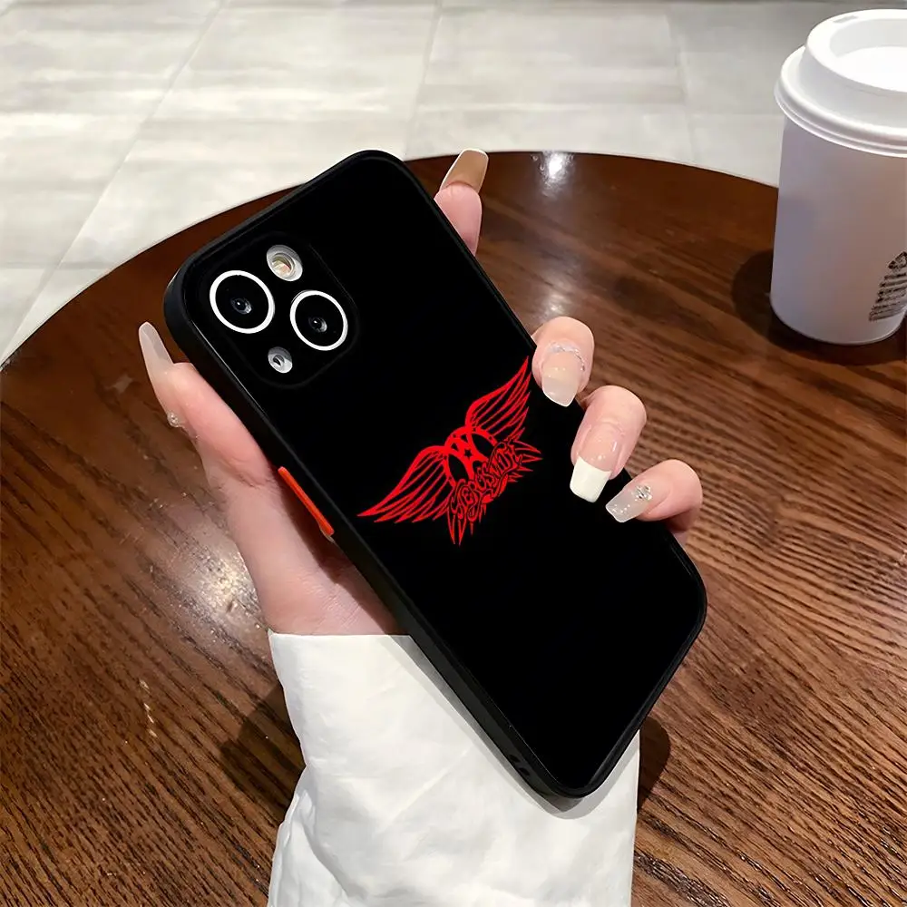 Фото MINISO Punk Aerosmith Rock крутой чехол для телефона для Iphone 17 16 15 14 Max 13 12 mini 11, матовая полупрозрачная задняя крышка №4