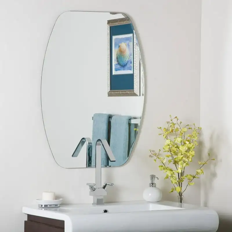 

31.5 x 23.6" Oval Scallop Beveled Frameless Wall Mirror by Décor Wonderland