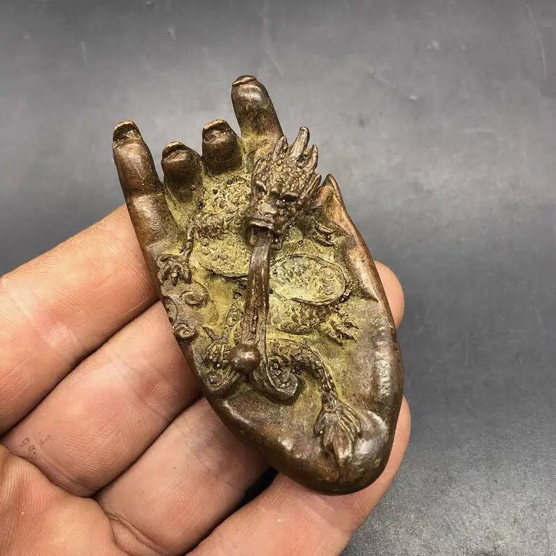 

Good Quality Chinese Bronze Hand Made Dragon On Buddha's Hand Statue