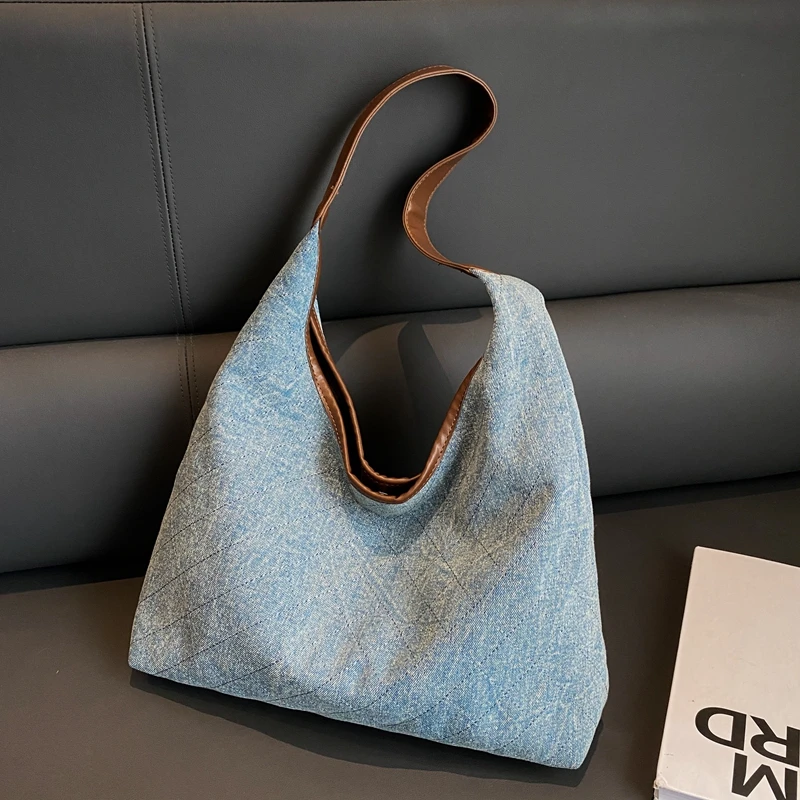 

Сумка-мешок женская джинсовая в стиле ретро, саквояж на плечо для покупок, простая дизайнерская сумочка-мешок, тоут из денима, лето 2023