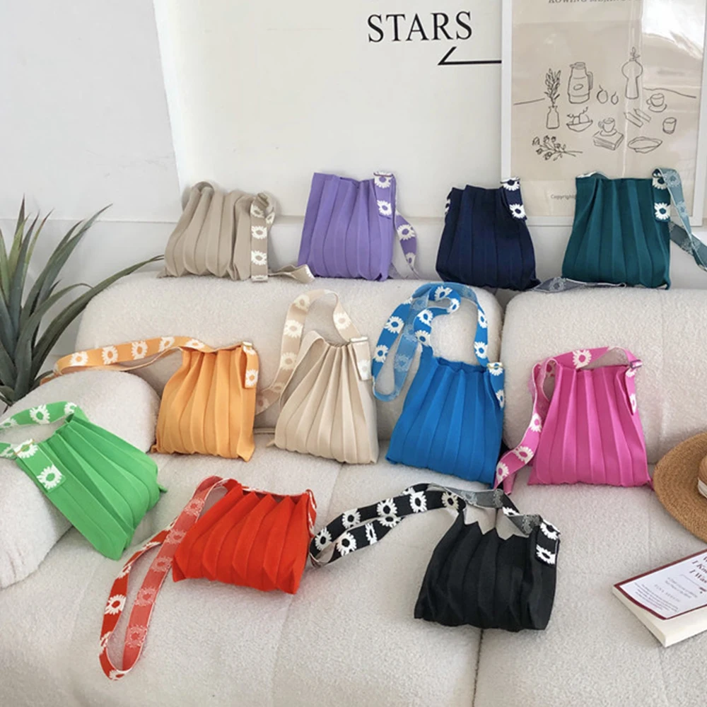 

Knitting Crossbody Bags for Women Foldable Organ Bag Daisy Strap Shoulder Bag Crochet Tote Handbags and Purses Candy Color Bags