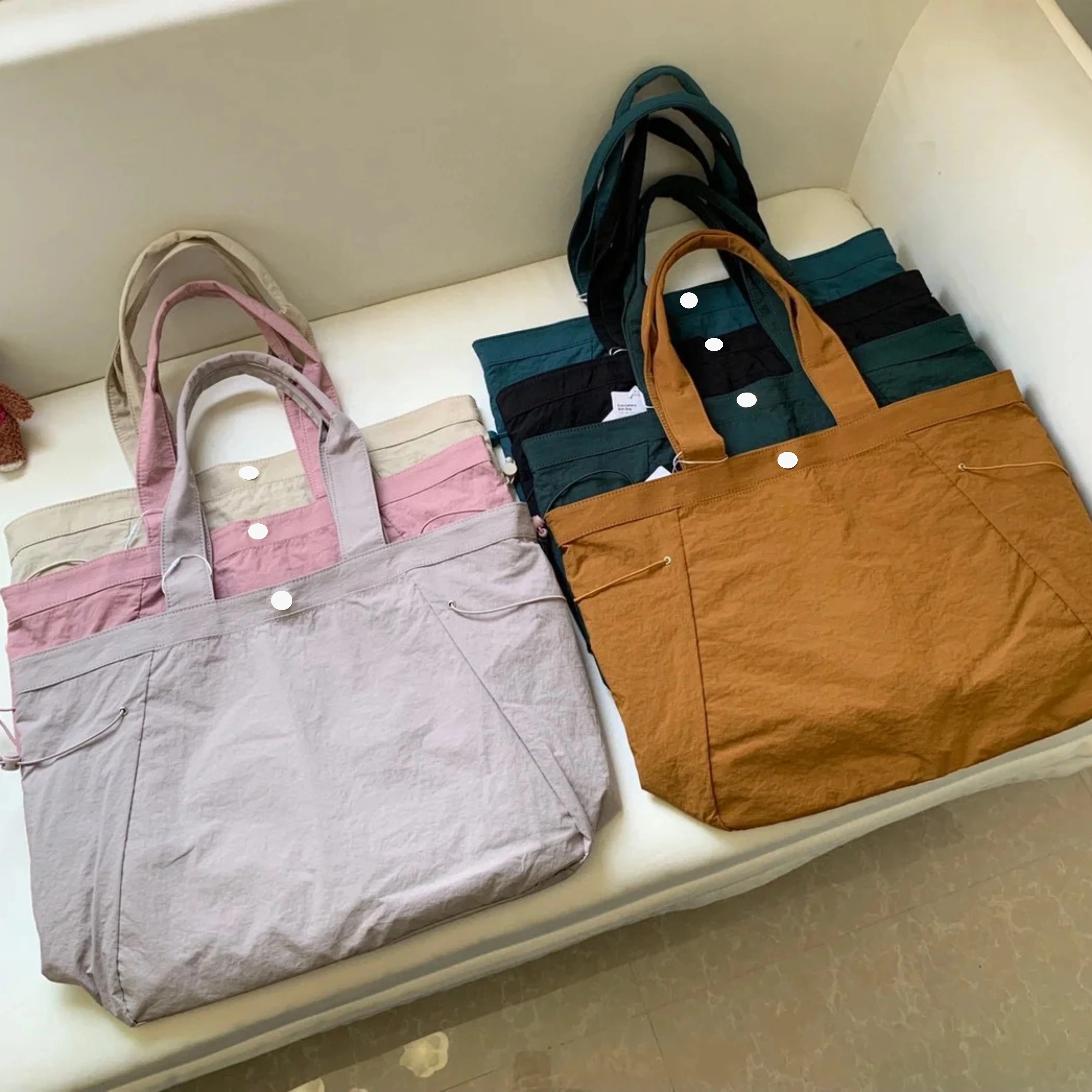 NWT Luluwomen Side-Cinch Shopper Bag 18L Large Capacity Commuting Shoulder Bag Tote Bag Waterproof Fabric Sports Fitness Bag