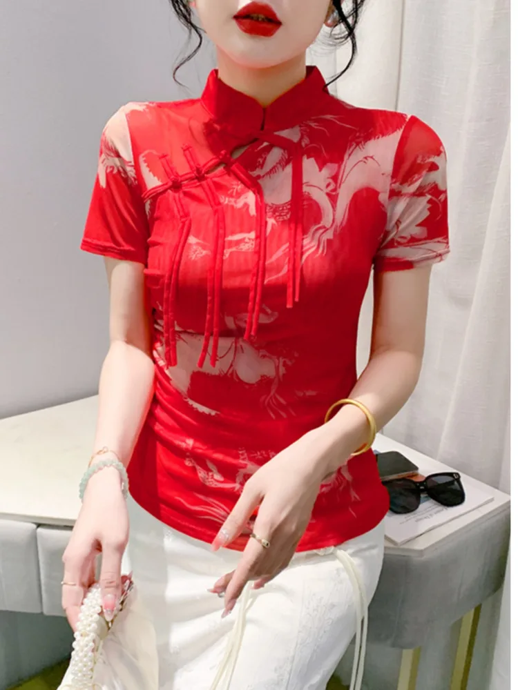 # 7136 Винтажная красная сетчатая футболка с принтом женская воротником-стойкой в