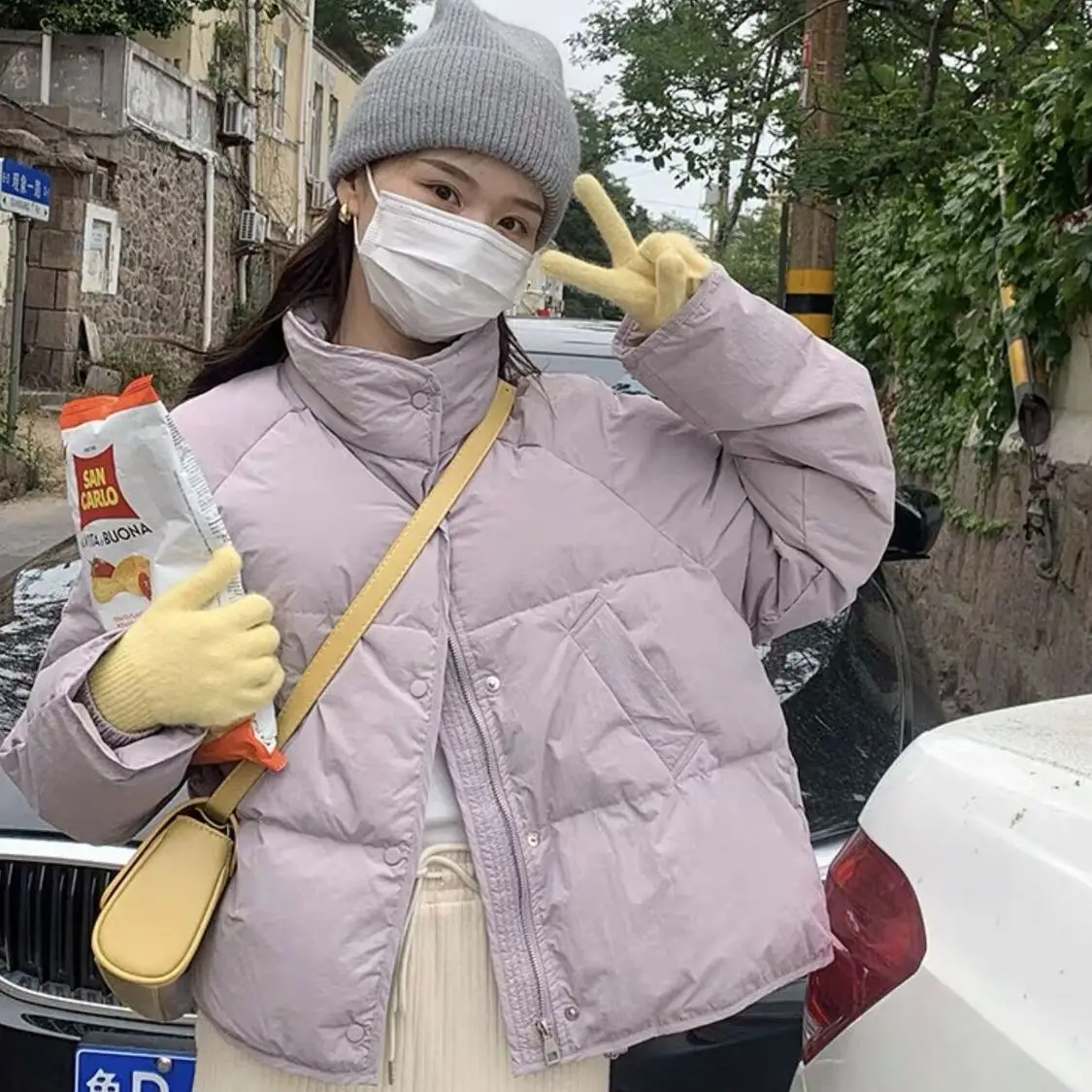 Women Autumn/Winter Jackets 2023 New Female Fashion Stand Collar White Duck Down Coat Buttons Pockets Ladies Down Coat M27