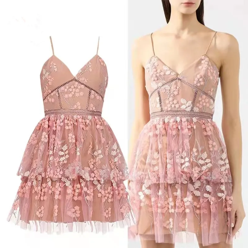 

High Quality Runway Design 2021 New arrive Pink Floral-embellished Dress Mesh Embroidery Stitching Layer Cake Sling Long Dress